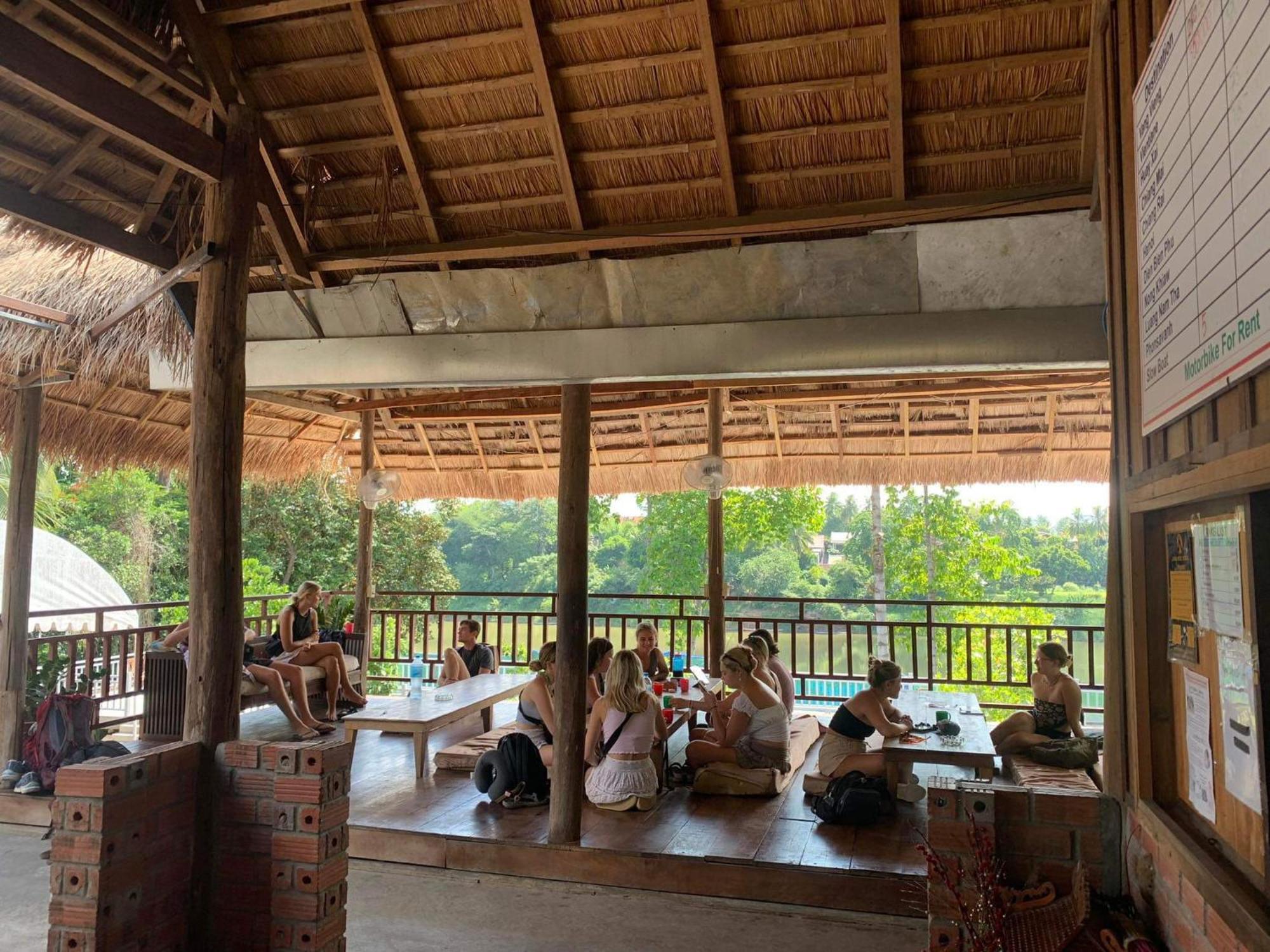 Sunrise Riverside Pool Hostel Luang Prabang Eksteriør bilde